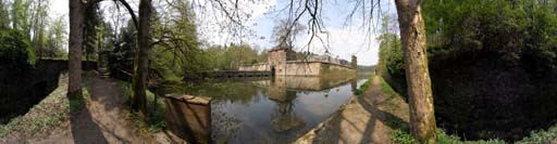 Schloss Crottorf, Wasergraben