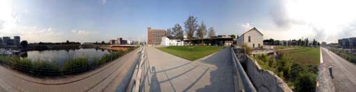 Duisburg, Holzhafen Springwall