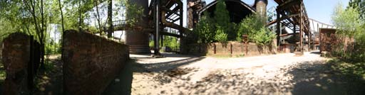 Duisburg, Landschaftspark Nord, Vor der Abstichhalle