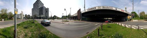 Duisburg, Vor dem Silberpalais(Klöcknergebäude)